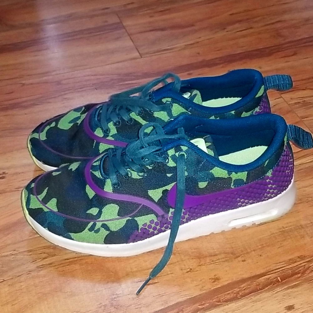 Rare nike thea airmax camo